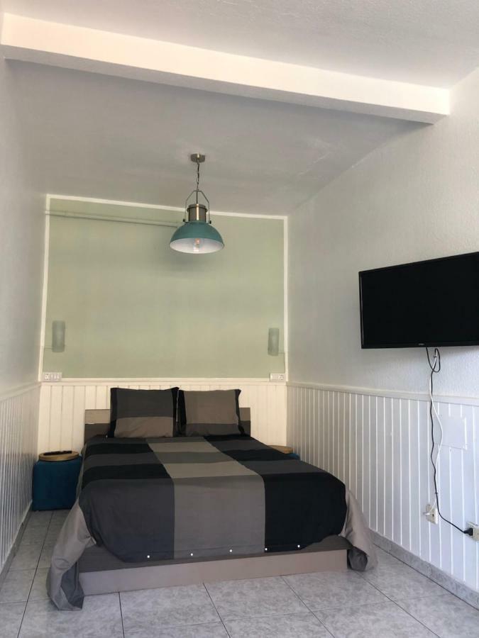 Апартаменты Magnificent Studio With A Terrace Overlooking The Sea! Пуэрто-де-ла-Крус Экстерьер фото